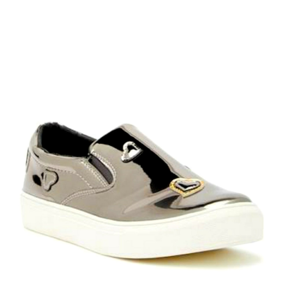 Hoova Hearts Sneakers by Hoo